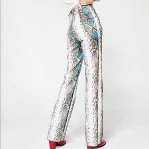 I AM GIA PYTHON PANTS